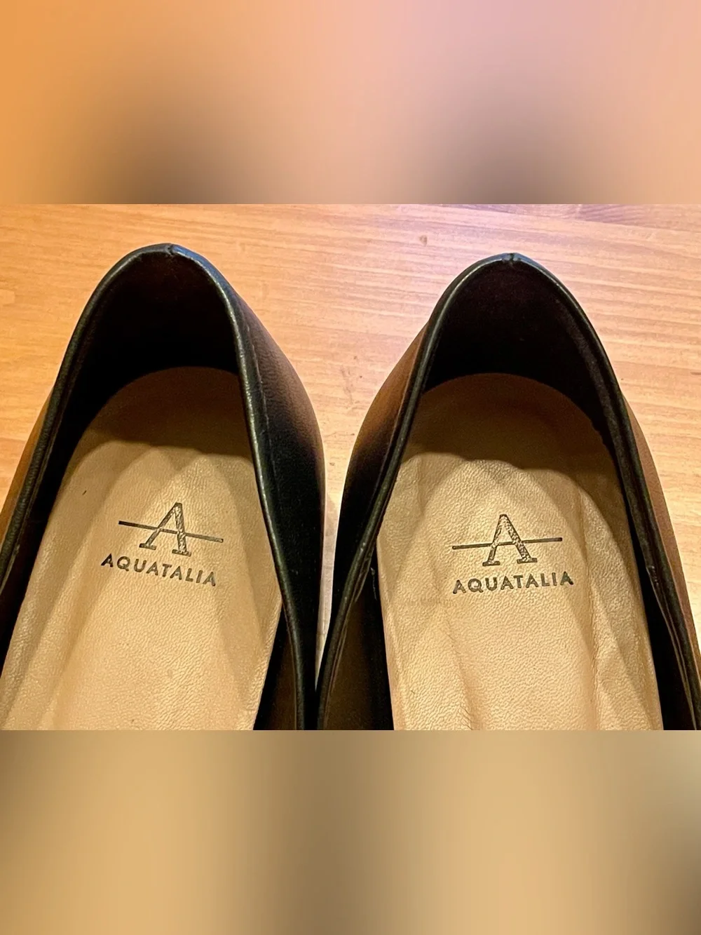 Aquatalia Jena Black Leather Pointed Toe Flats Shoes Buckle Accent Sz 8.5-9